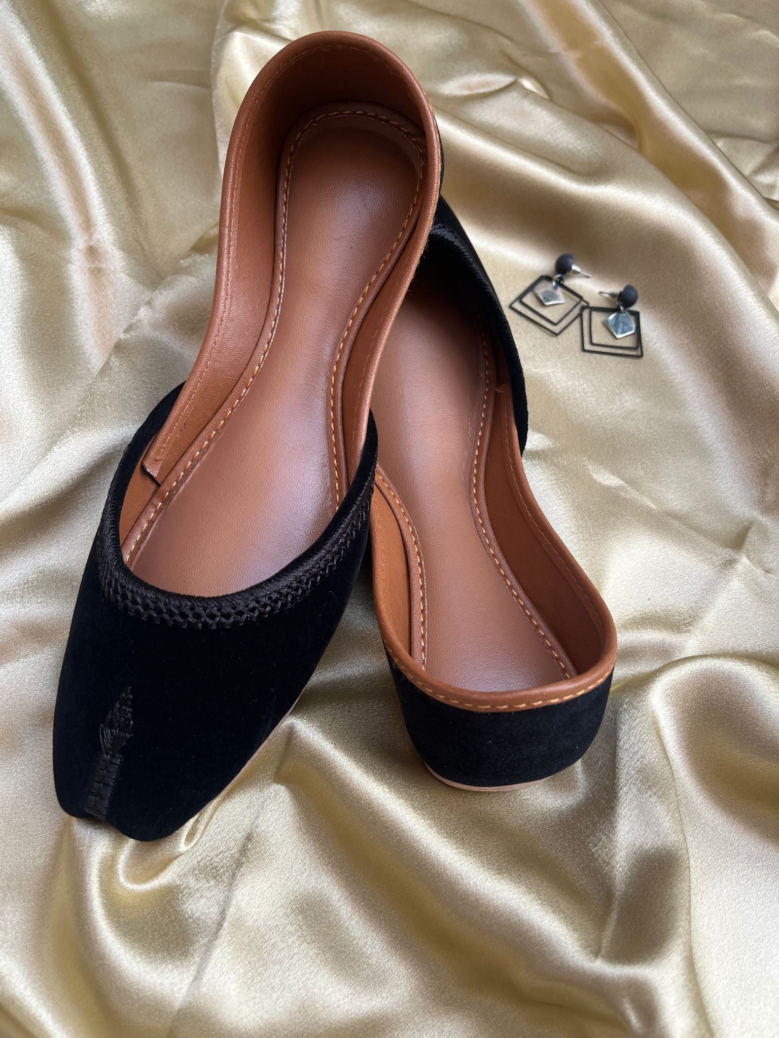 Tilla-Sadaf