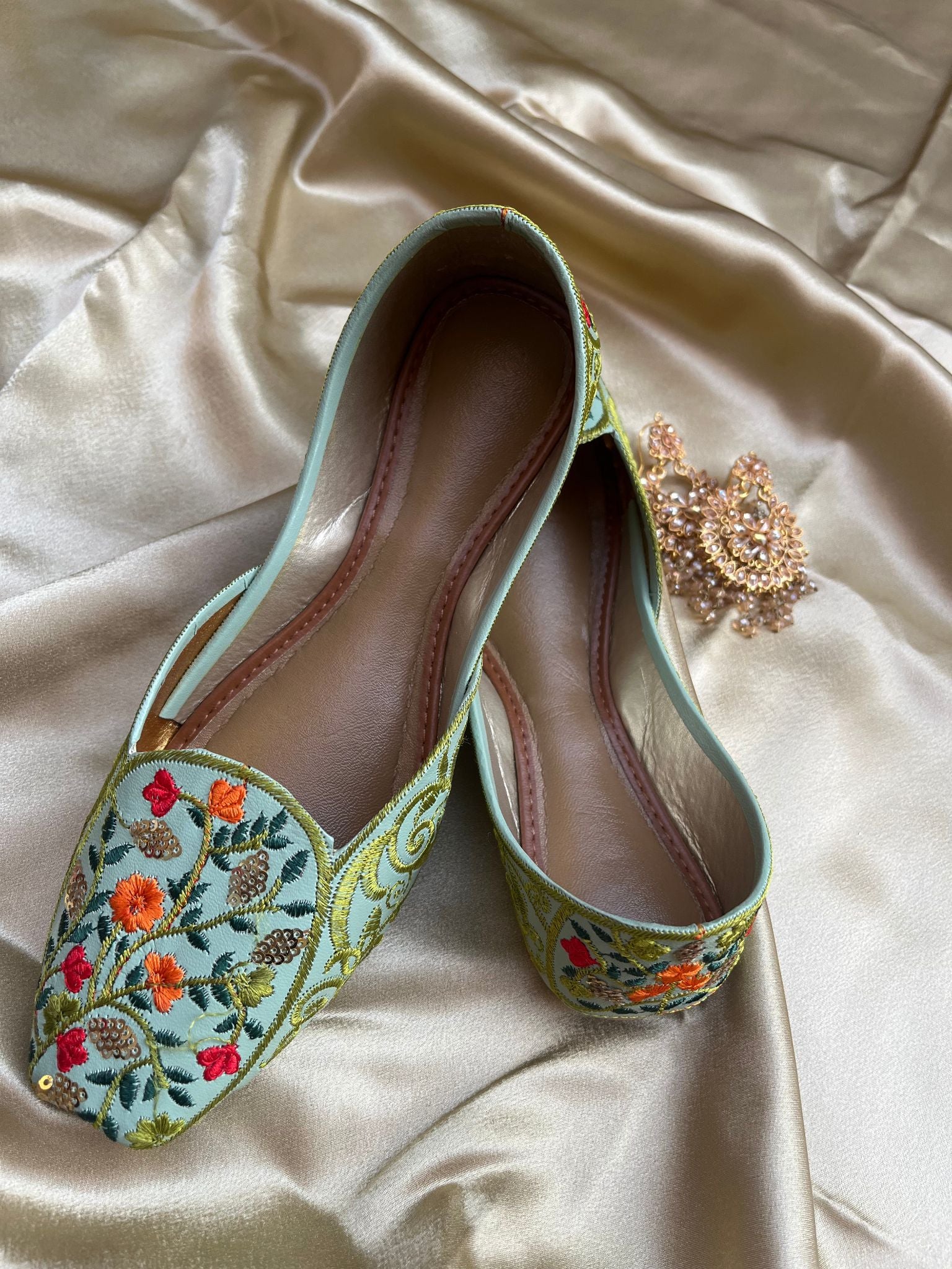 Mira-Gulzar