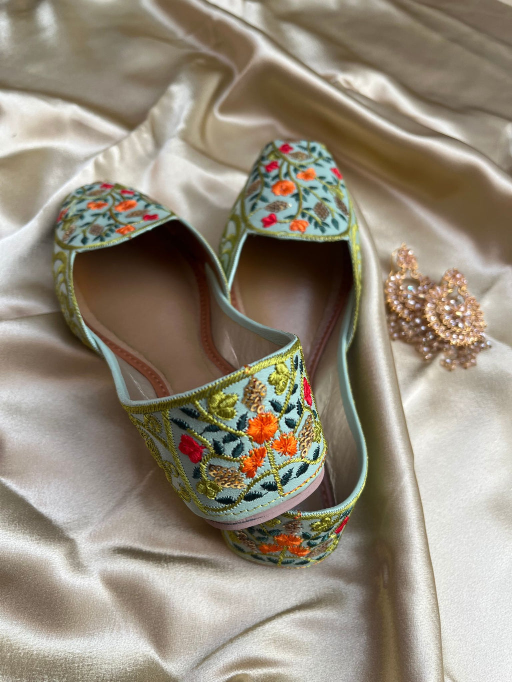 Mira-Gulzar
