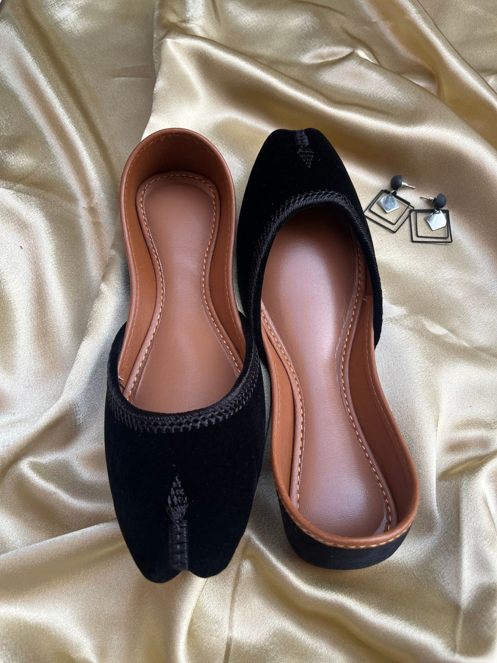 Tilla-Sadaf